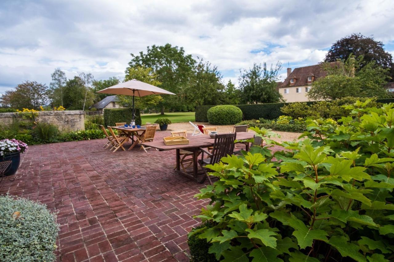 Maison "Jardin Gaillard" Bieville-en-Auge Exterior foto